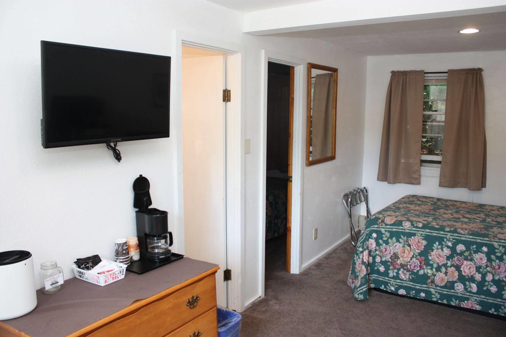 Mt. Liberty Cabins & Motel Lincoln Buitenkant foto
